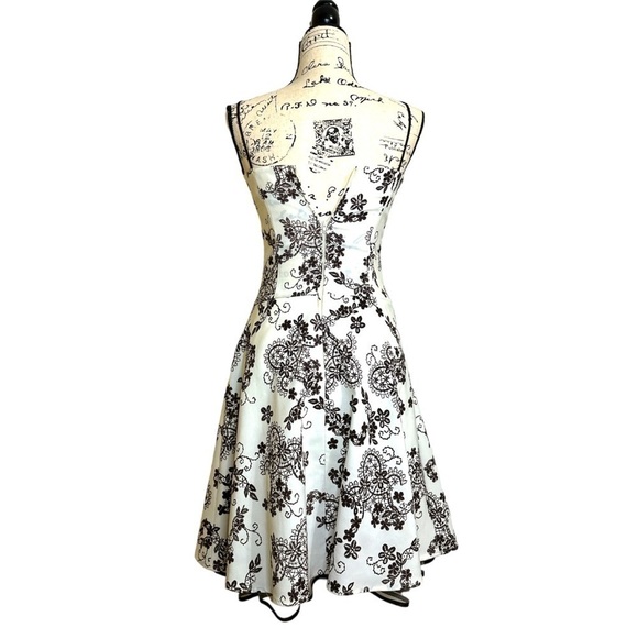 B. Darlin Vintage Brown White Embroidered Fit & Flare Lace Dress XS Retro Party - Picture 6 of 13
